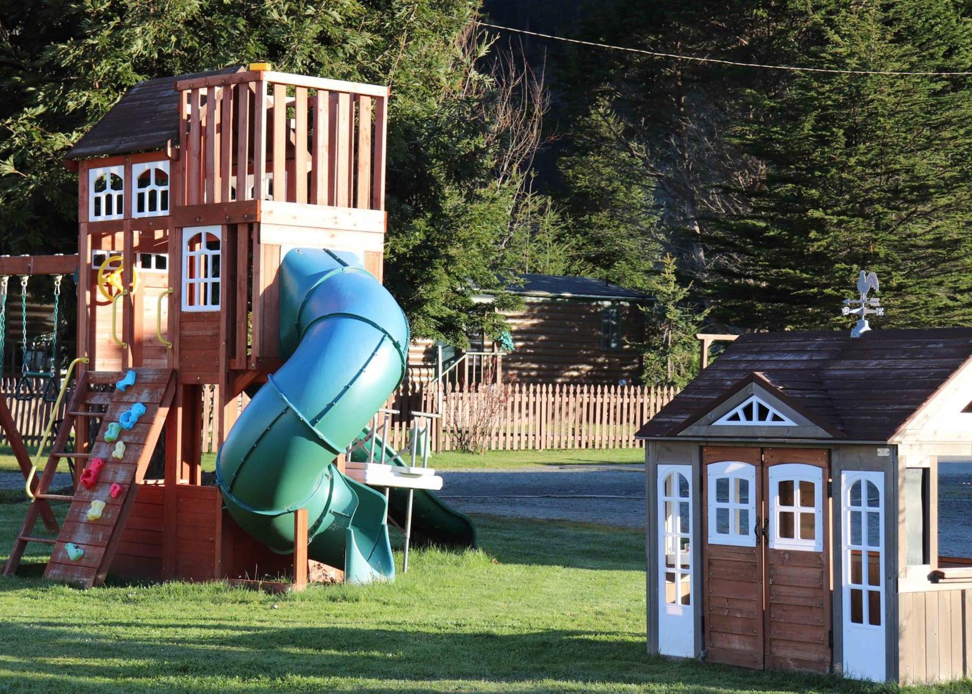 Surfside Glamping Camper Hotel Klamath Exterior photo